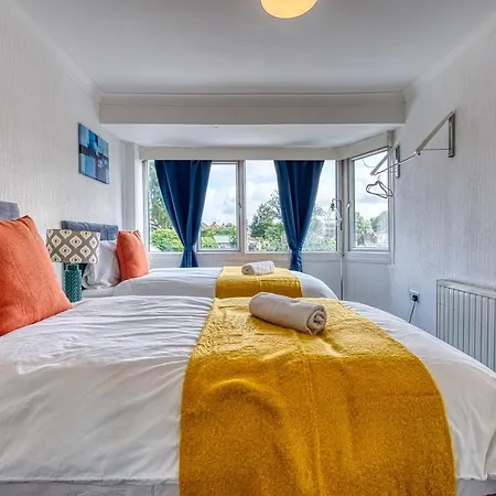 Dom wakacyjny Xclusive Living Spacious 3 Bedroom House,sleep 6, Free Wifi, Parking Close To Nec On Horrell Road Birmingham